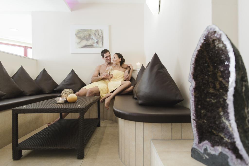 Hotel Vier Jahreszeiten Санкт-Леонхард-им-Пицталь Экстерьер фото