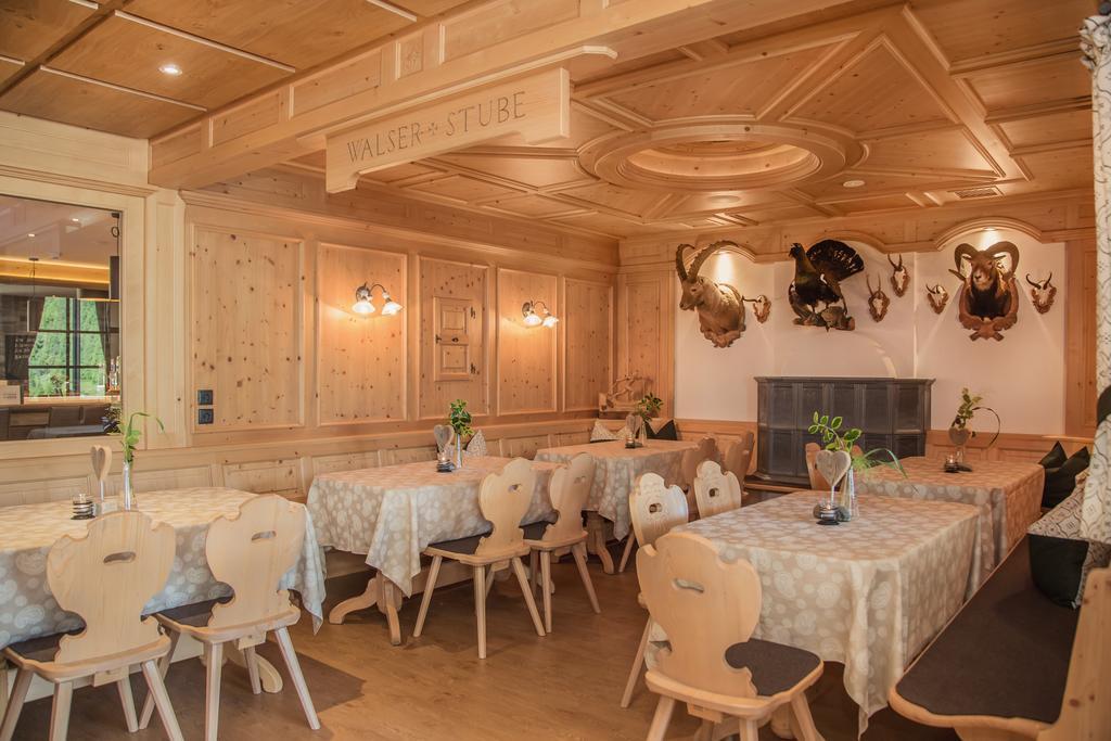 Hotel Vier Jahreszeiten Санкт-Леонхард-им-Пицталь Экстерьер фото