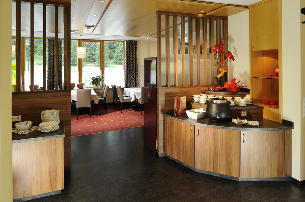 Hotel Vier Jahreszeiten Санкт-Леонхард-им-Пицталь Экстерьер фото